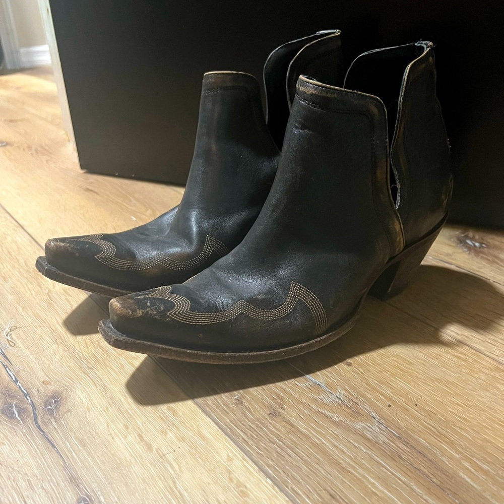 Cavender’s western ankle booties